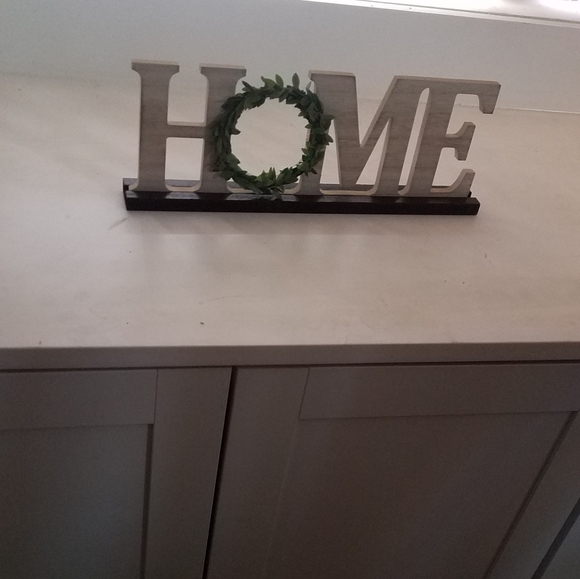 Table decor - Picture 2 of 4